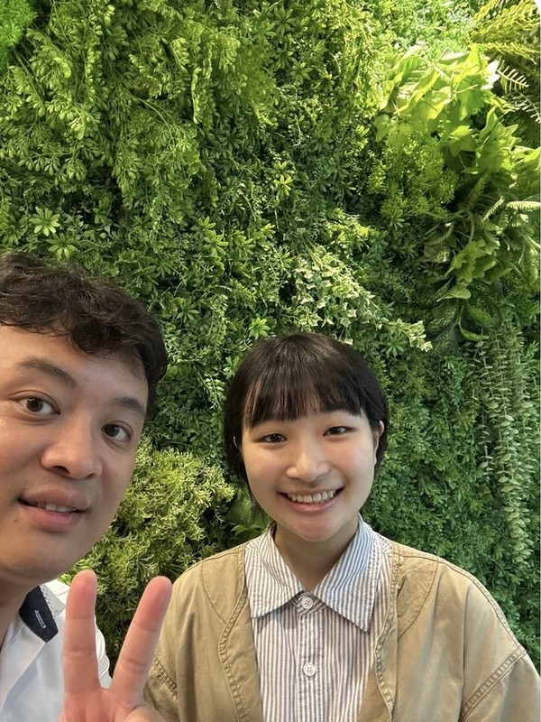 患者與王醫師矯正合照